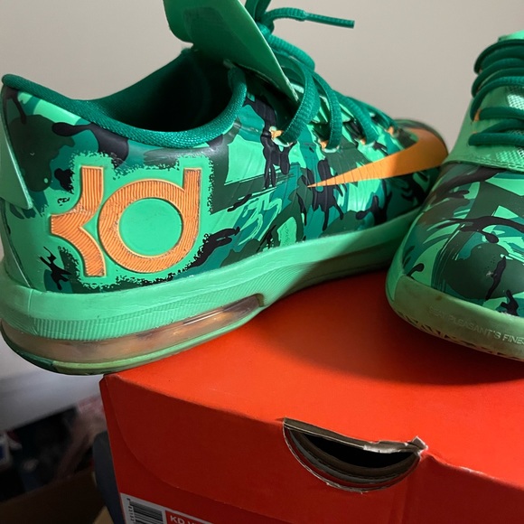 Original Kevin Durant Nike shoes - Picture 2 of 4